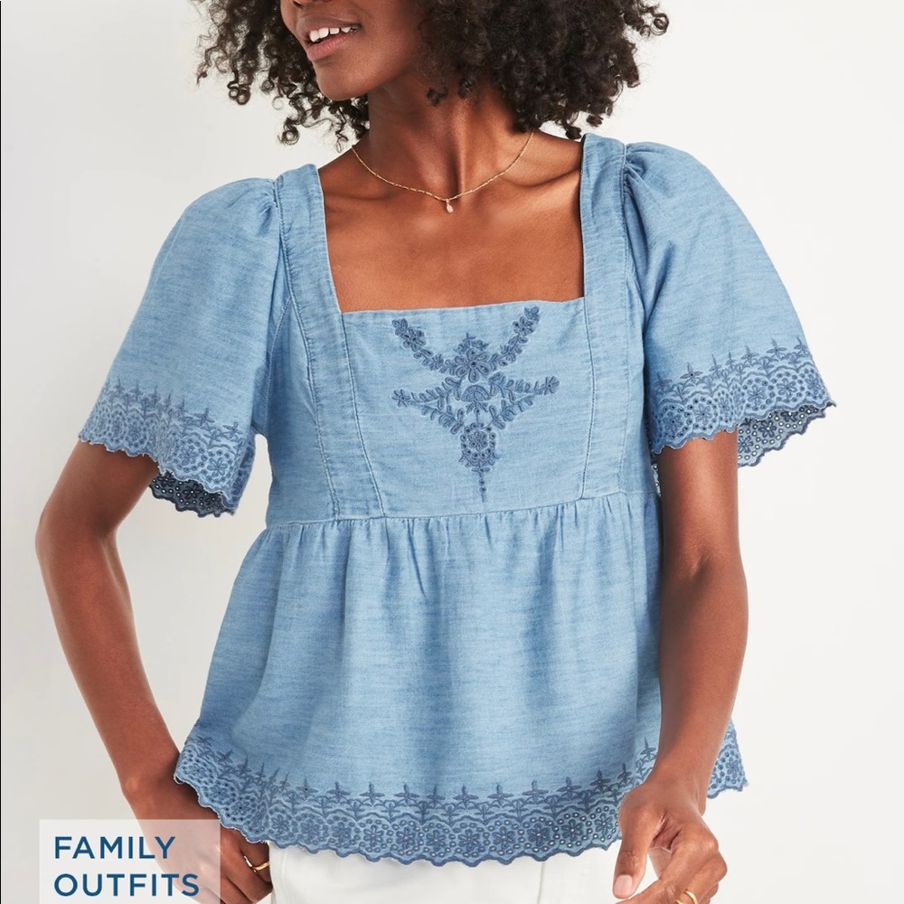 Old Navy Chambray Flutter-Sleeve Embroidered Tie-Back Top - Sz M Tall